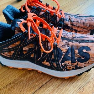 Adidas Vigor Bounce Athletic Sneakers Orange Black Gray Lace Up